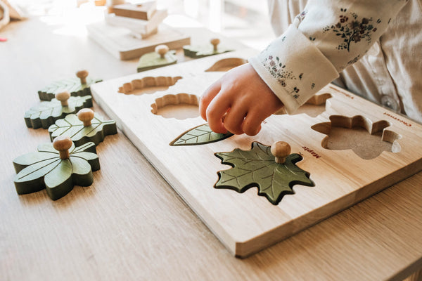 Natural Wood Children's Toy Leaf puzzle